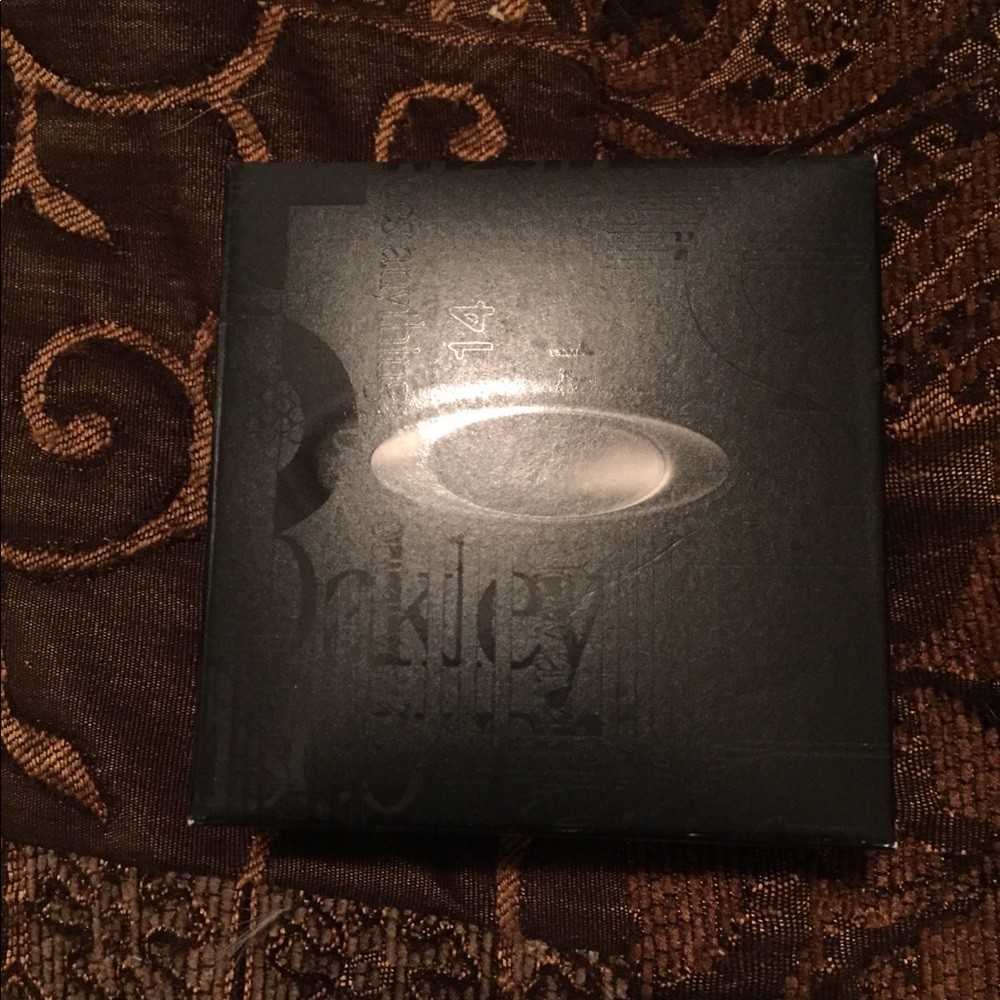 Oakley Nose Piece and Earsock - Picture 5 of 8